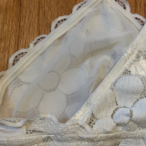 Aerie White Lace Bralette - Picture 4 of 6